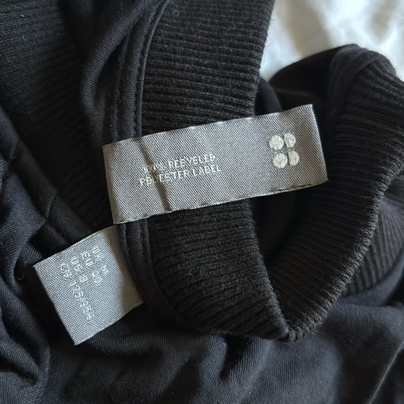 Sweaty Betty Work Out T-Shirt - Picture 5 of 5